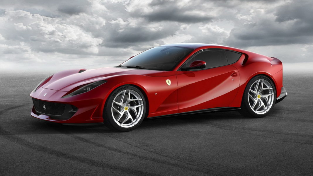 Ferrari 812 Superfast 2