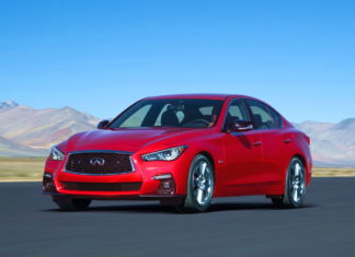 Infiniti Q50 получил новый автопилот