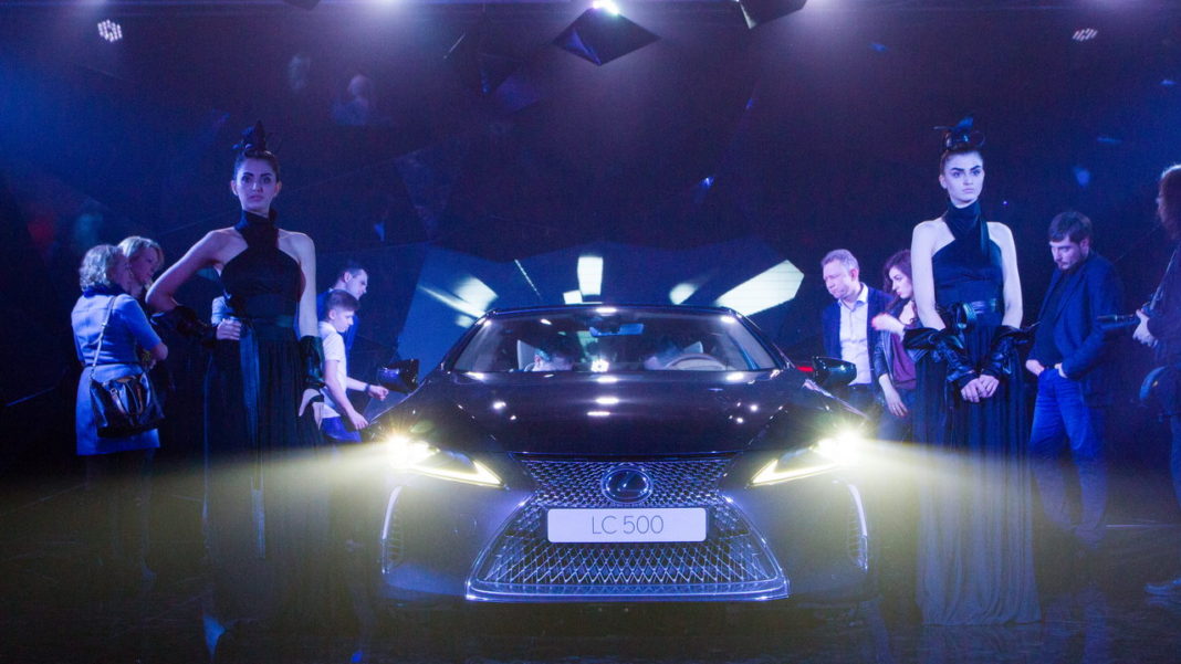 Lexus LC 05