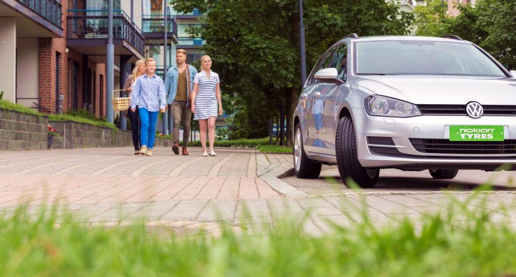 Nokian_Hakka_Blue_2