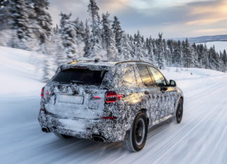 Новый BMW X3 выехал на тесты