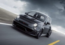 Малышу Fiat 500 вкололи “лошадиную” дозу
