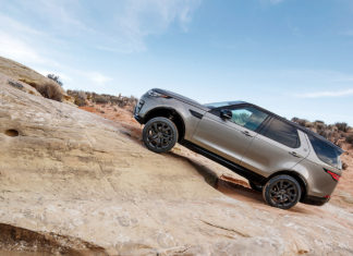 Land Rover Discovery продолжает покорять