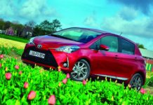 Toyota Yaris: Припудрить носик