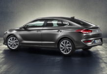 Hyundai превратила хэтчбек i30 в фастбек