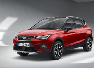 Дебютировал кроссовер Seat Arona