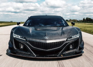 Honda оценила гоночную NSX GT3 в полмиллиона евро