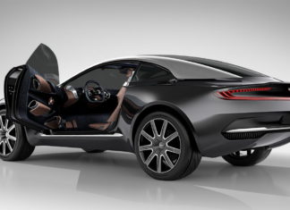 Aston Martin DBX. Бензин и электричество