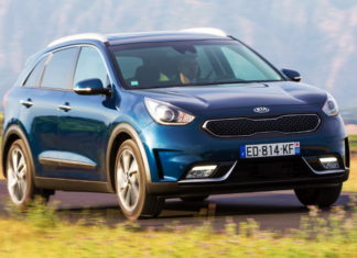 Кроссовер-гибрид Kia Niro подешевел