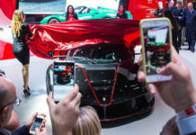 Последнюю LaFerrari пустят с молотка