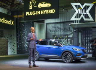 Кроссовер Opel Grandland X получит гибридную версию