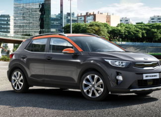 Кроссоверу Kia Stonic сложили цену