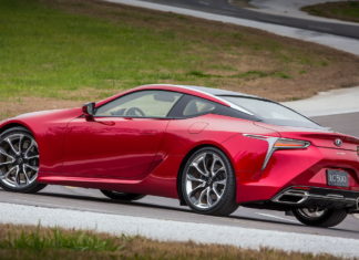 Купе Lexus LC пообещали 630-сильный мотор