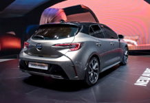 Новая Toyota Auris: любовь к двум гибридам
