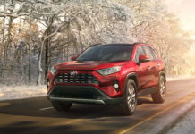 Новая Toyota RAV4 сменила имидж и поколение