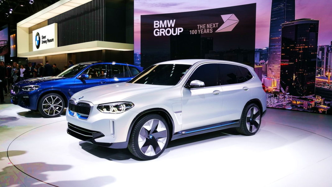 BMW iX3