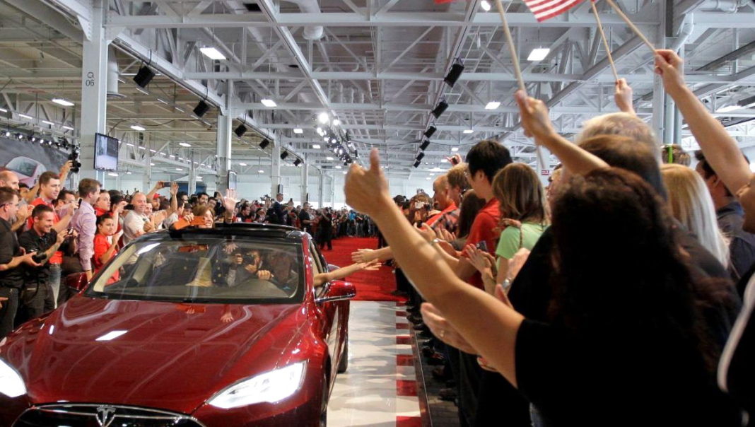 Tesla Model 3 factory2