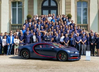 Bugatti выпустила 100-й Chiron