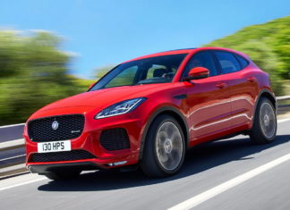 Jaguar E-Pace обновился в первый раз