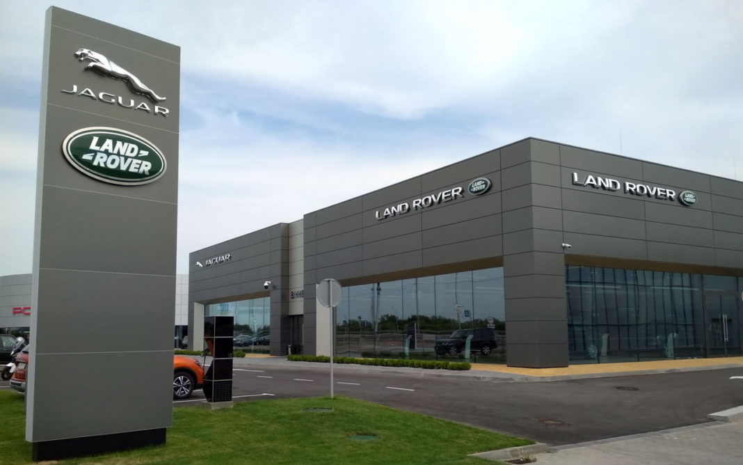 JLR_salon 2
