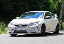 Обновленная Honda Civic Type R выкатилась на тесты (ВИДЕО)