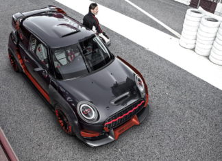 MINI выпустит быстрейший автомобиль в своей истории