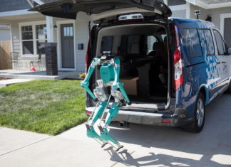 В нагрузку к фургону Ford предложил робота-курьера Ford Agility Robotics