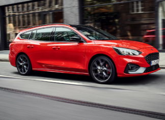 Спортивный Ford Focus ST нового поколения стал «сараем» Ford Focus ST Wagon