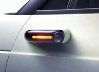 Новый электрокар Honda: камеры вместо зеркал уже в базе Honda e Compact EV