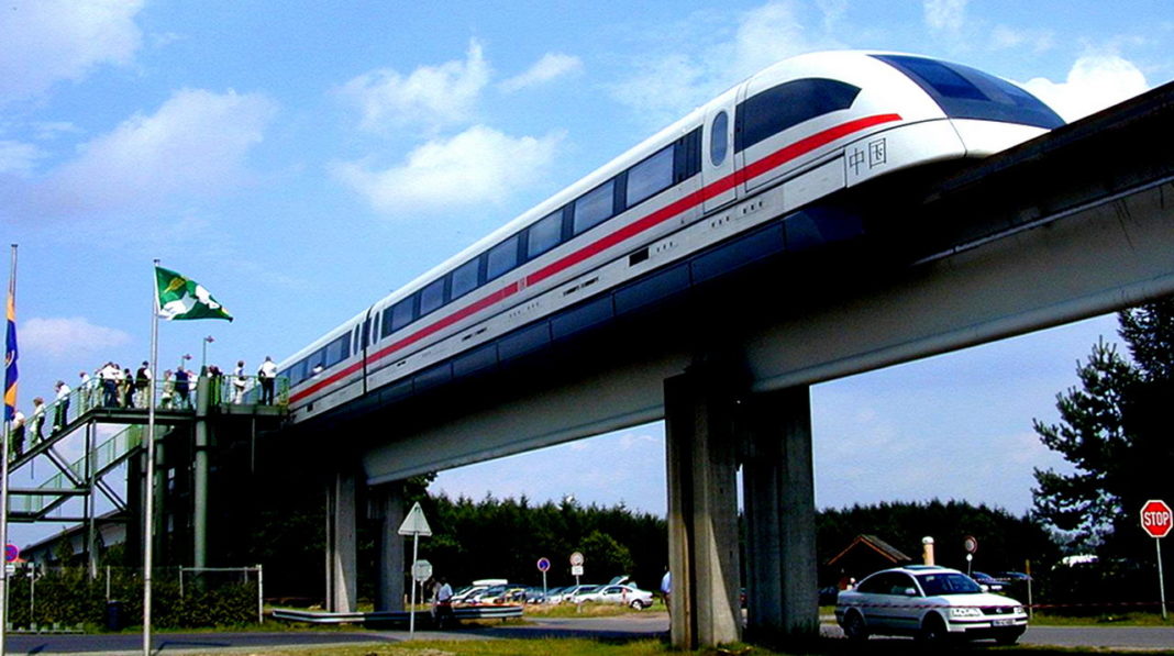 Station_Transrapid