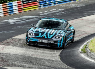 Первый электрокар Porsche побил рекорд Нюрбургринга Taycan Turbo