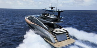 Lexus LY 650