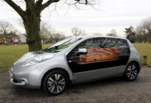 Уютно ли покойнику в Nissan Leaf Nissan Leaf funeral