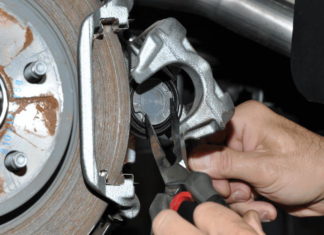 Как быстро заменить тормозные колодки? Лайфхак Brake