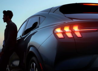 Удивительный кроссовер Ford рассекретили до премьеры. Известны даже цены Ford Mustang Mach-E
