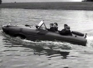 Водоплавающий Москвич – первый в мире на подводных крыльях nami055