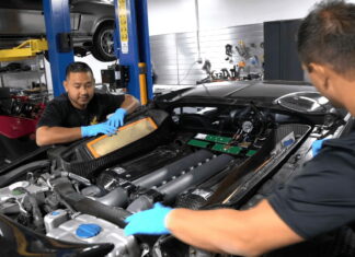 bugatti-veyron-oil-change