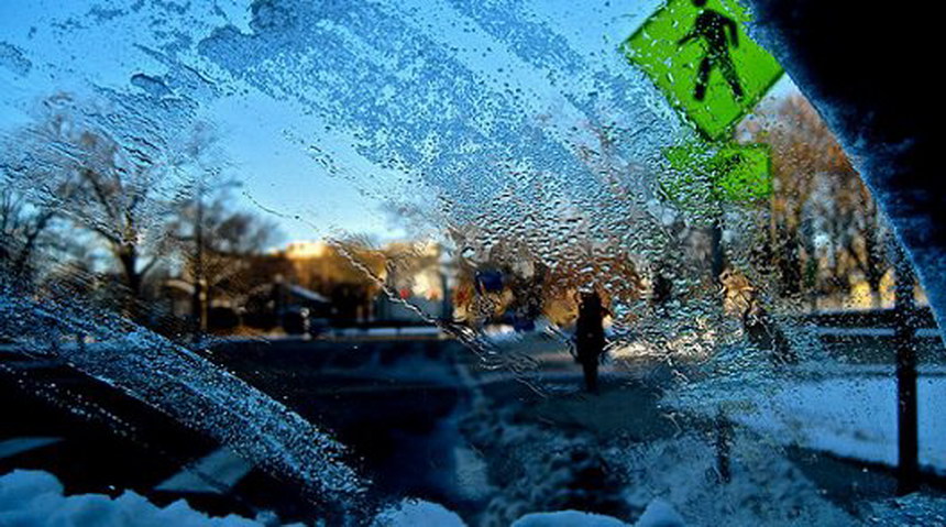 Лед на стекле ice