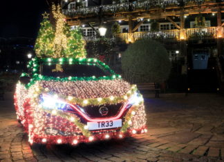 Nissan Leaf загорелся под Новый год Nissan Tree