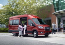 Ford разрешил заправлять фургон Transit растительным маслом Ford Transit