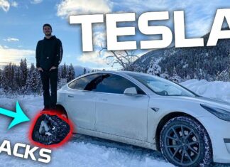 Смотрите, как гусеничная Tesla бодро утюжит снег