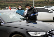 Как коронавирус убивает автомобили Virus China