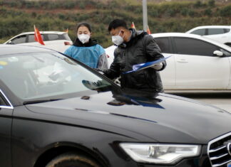 Как коронавирус убивает автомобили Virus China