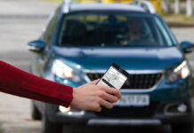 Вся правда о работе в такси: можно ли заработать на жизнь, не ночуя в машине? TAXI