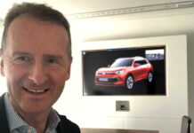 Босс Volkswagen случайно рассекретил таинственный красный кроссовер vw-tiguan-leak