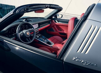 Новый Porsche 911 щегольнул красивым кузовом Porsche 911 Targa