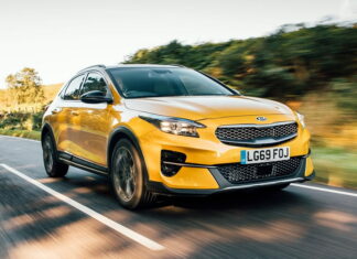 Долгожданный Kia XCeed примчался в Украину KIA XCEED