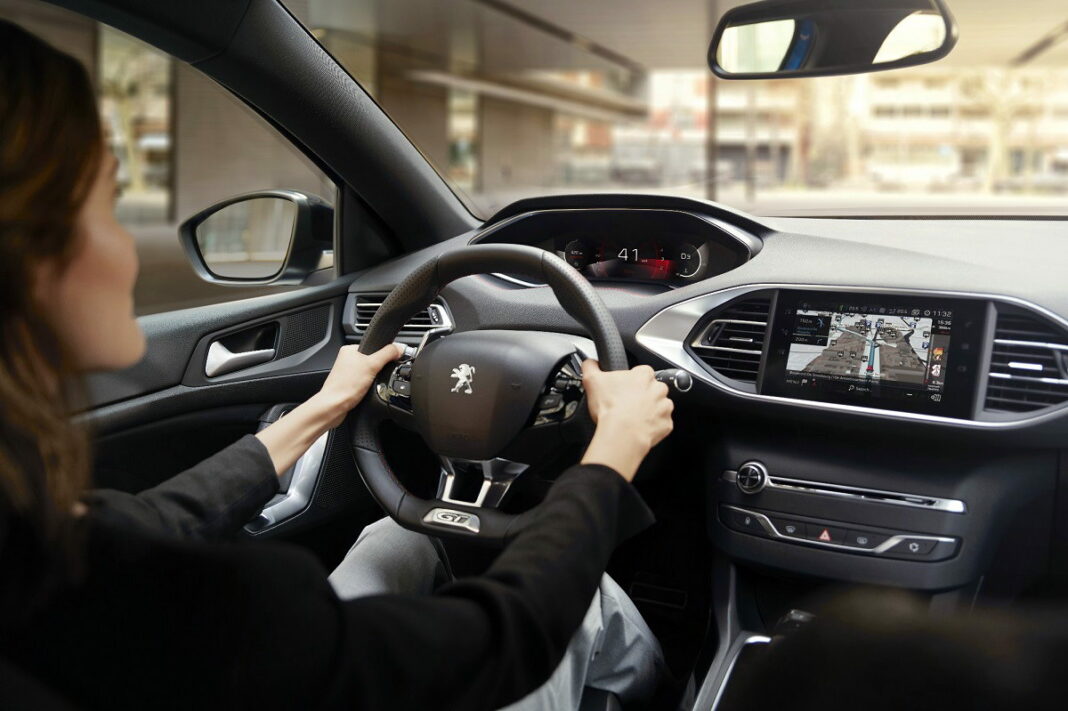 PEUGEOT_308_3 Peugeot 308