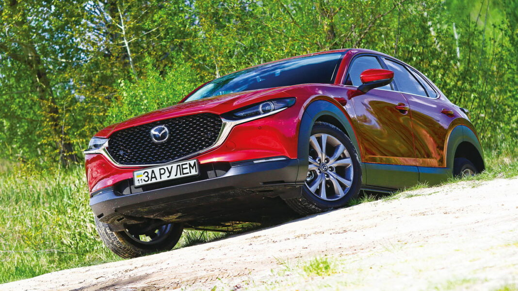 Mazda CX-30 1 Mazda CX-30