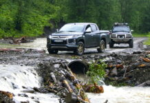 Mitsubishi L200 спешит на помощь: по следам паводков в Карпатах Mitsubishi L200